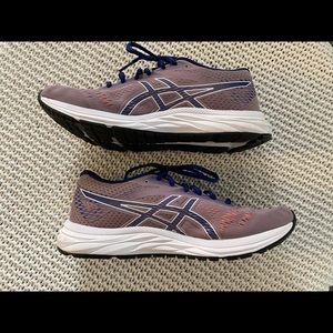 Asics women’s gel-excite running shoes